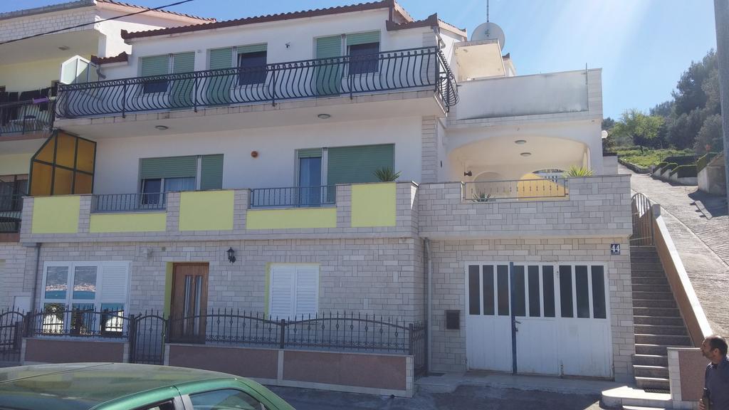 Apartment Karmen Trogir Exterior foto