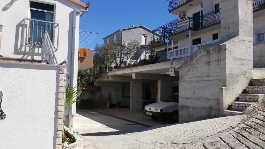 Apartment Karmen Trogir Exterior foto